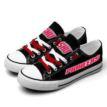 Load image into Gallery viewer, NCAA Sacred Heart Pioneers Low Top Canvas Shoes Gift For Fans H3010