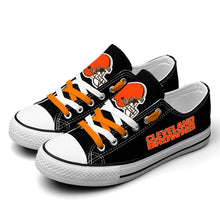 Load image into Gallery viewer, NFL Cleveland Browns Low Top Canvas Shoes Gift For Fans H3010